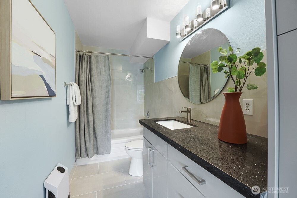 308 E Republican Street Unit: 703