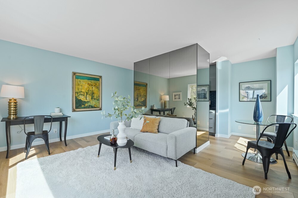 308 E Republican Street Unit: 703