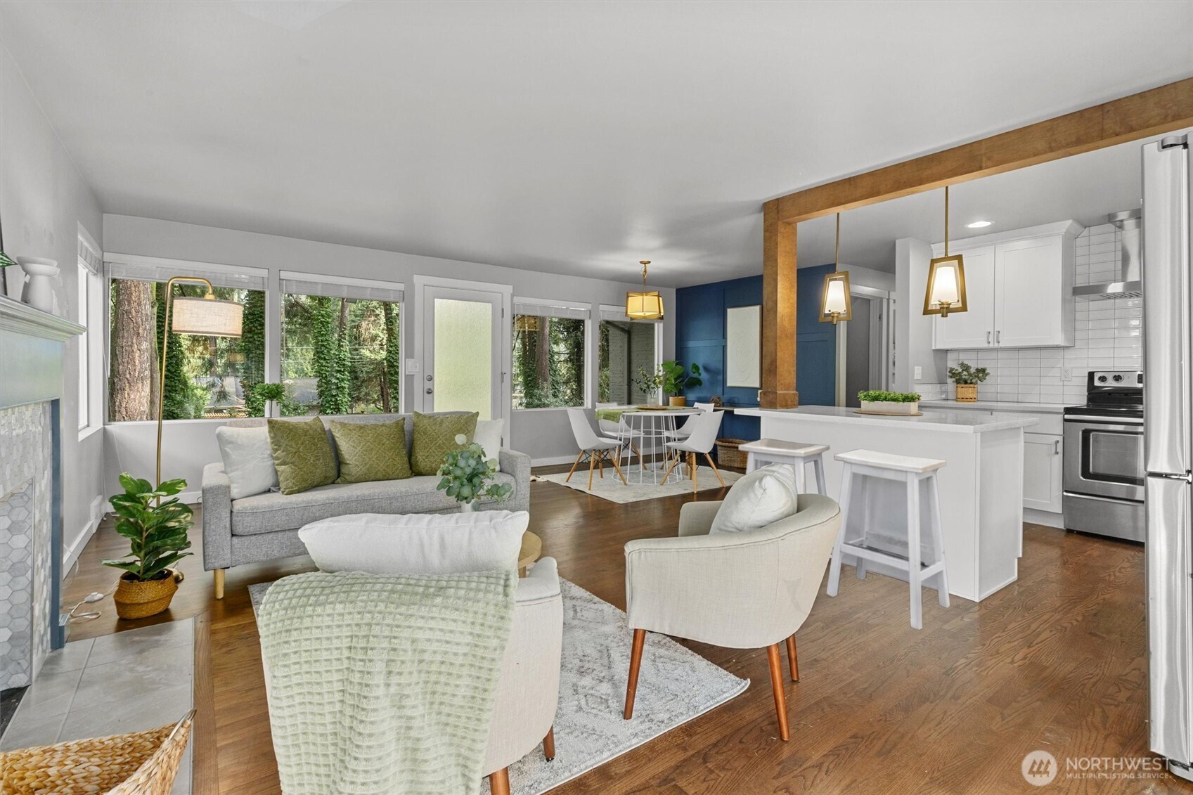 12629 10th Avenue NE