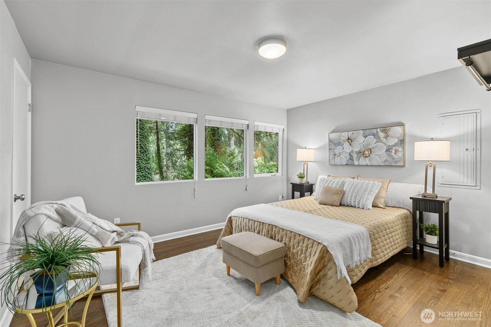 12629 10th Avenue NE