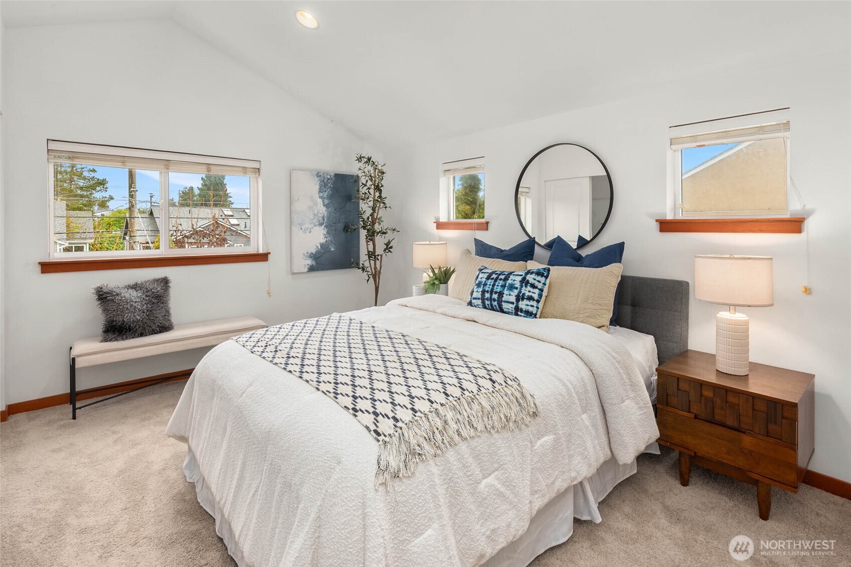 9418 Fremont Avenue N