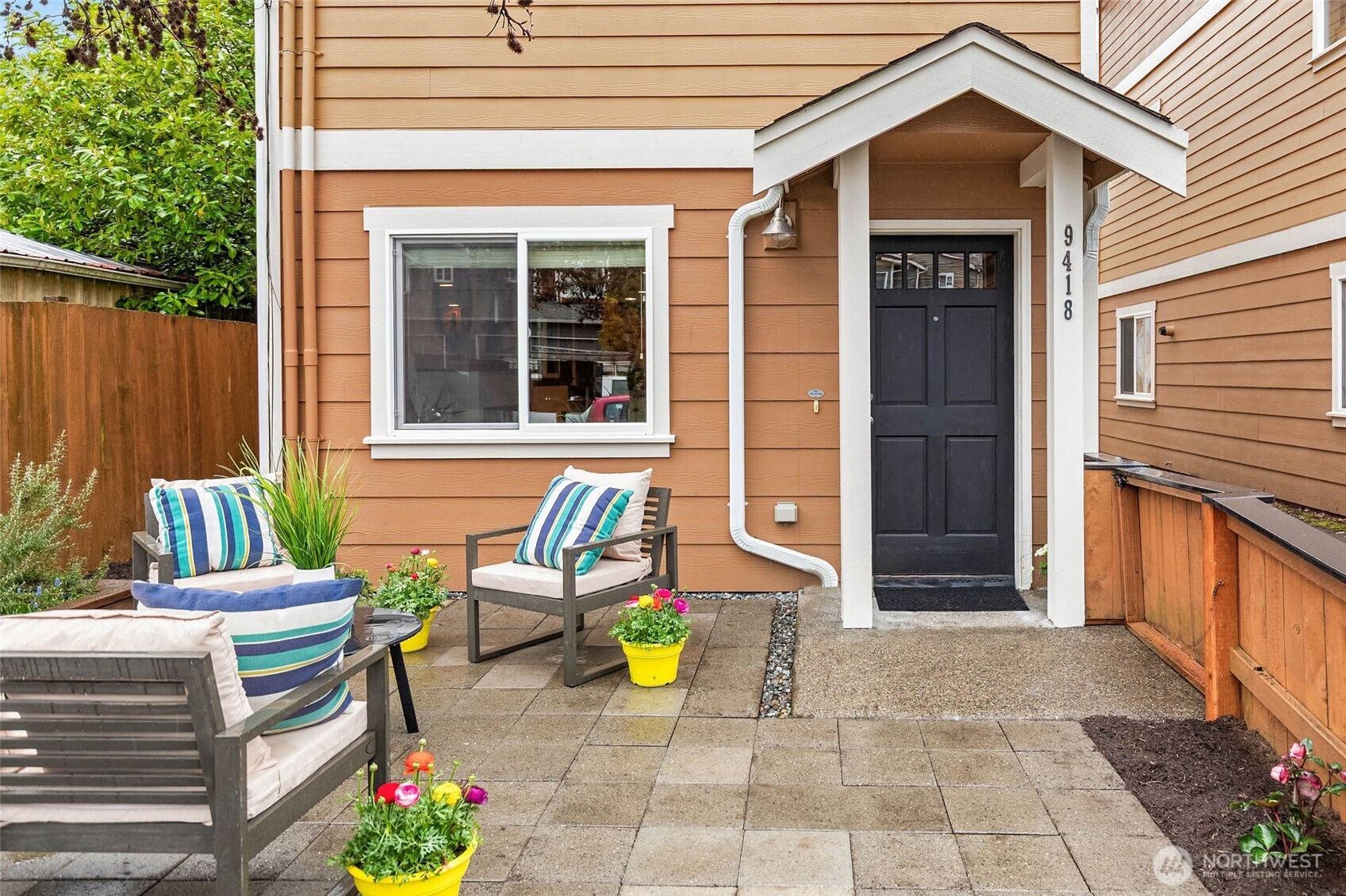 9418 Fremont Avenue N