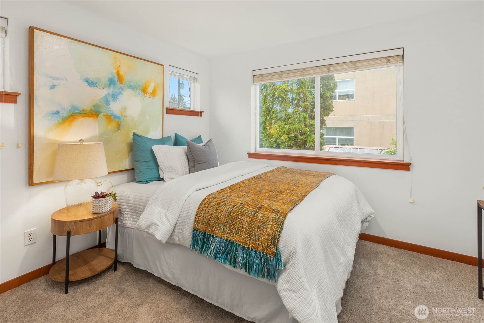 9418 Fremont Avenue N