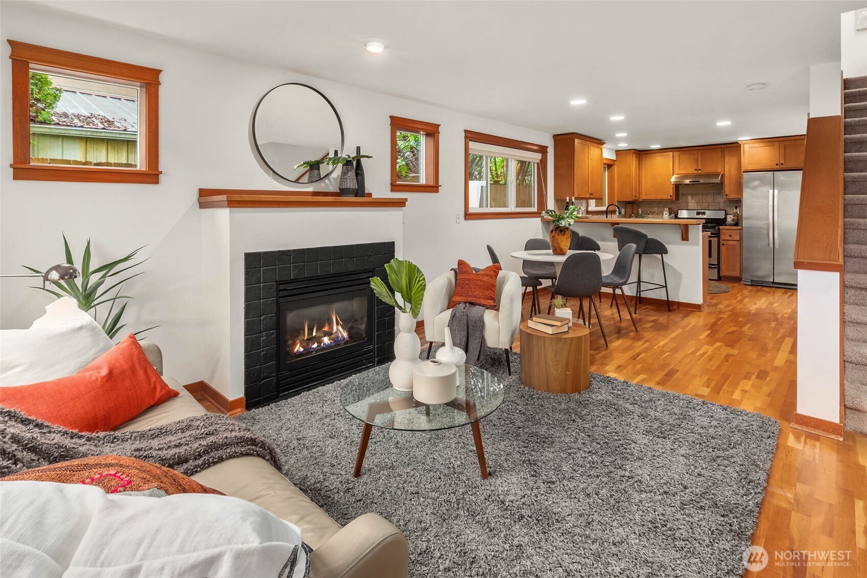 9418 Fremont Avenue N