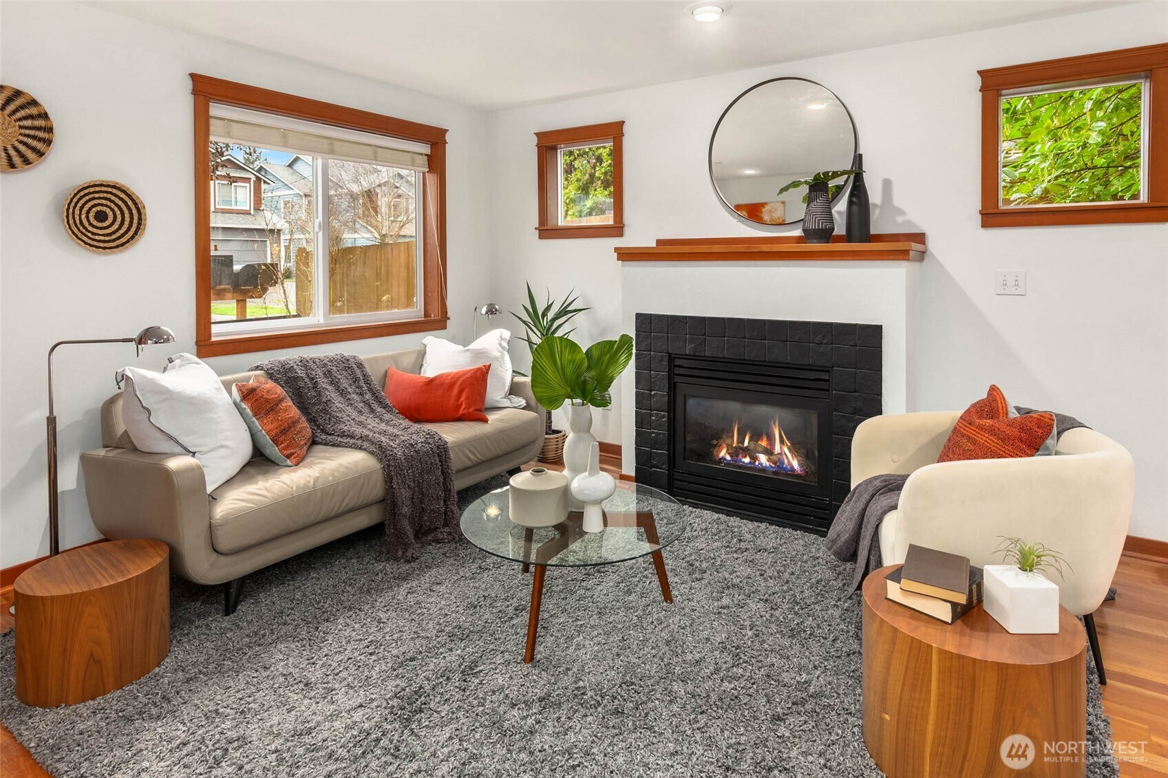 9418 Fremont Avenue N