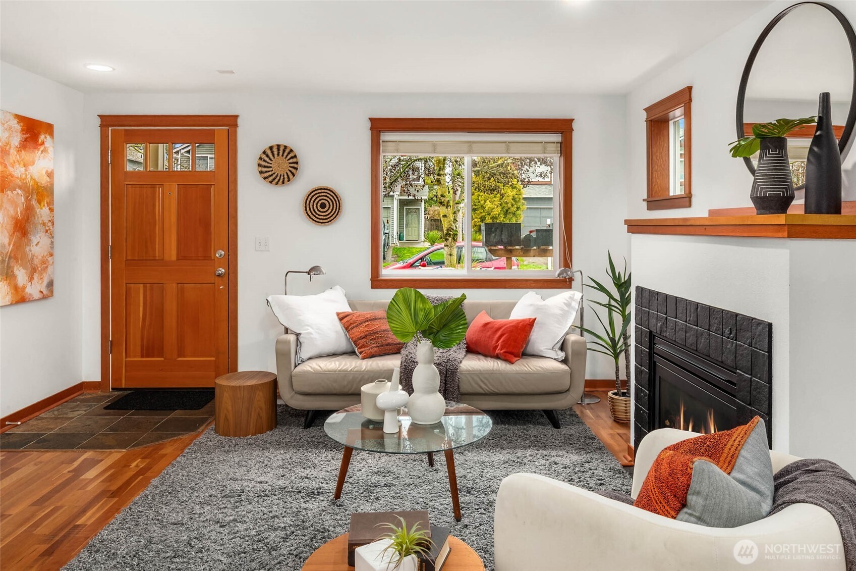 9418 Fremont Avenue N