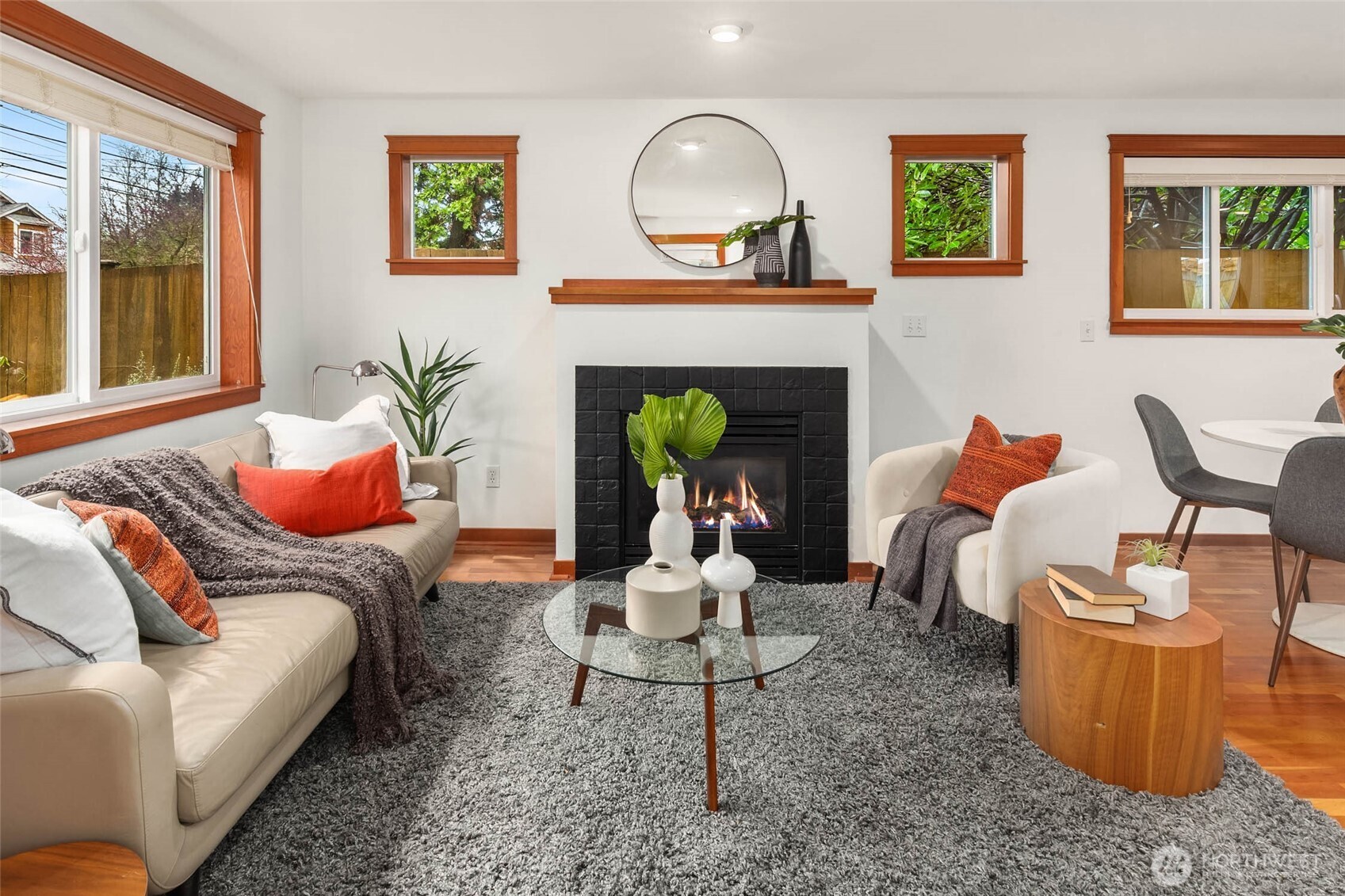 9418 Fremont Avenue N