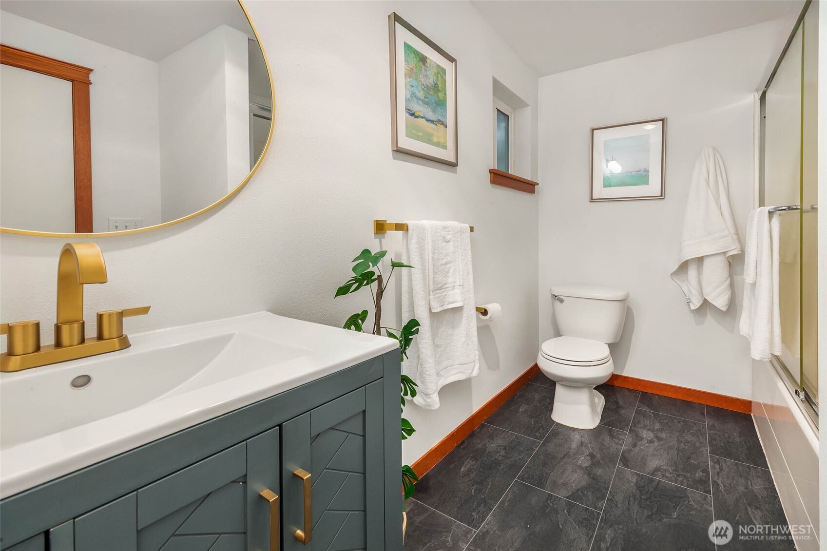 9418 Fremont Avenue N