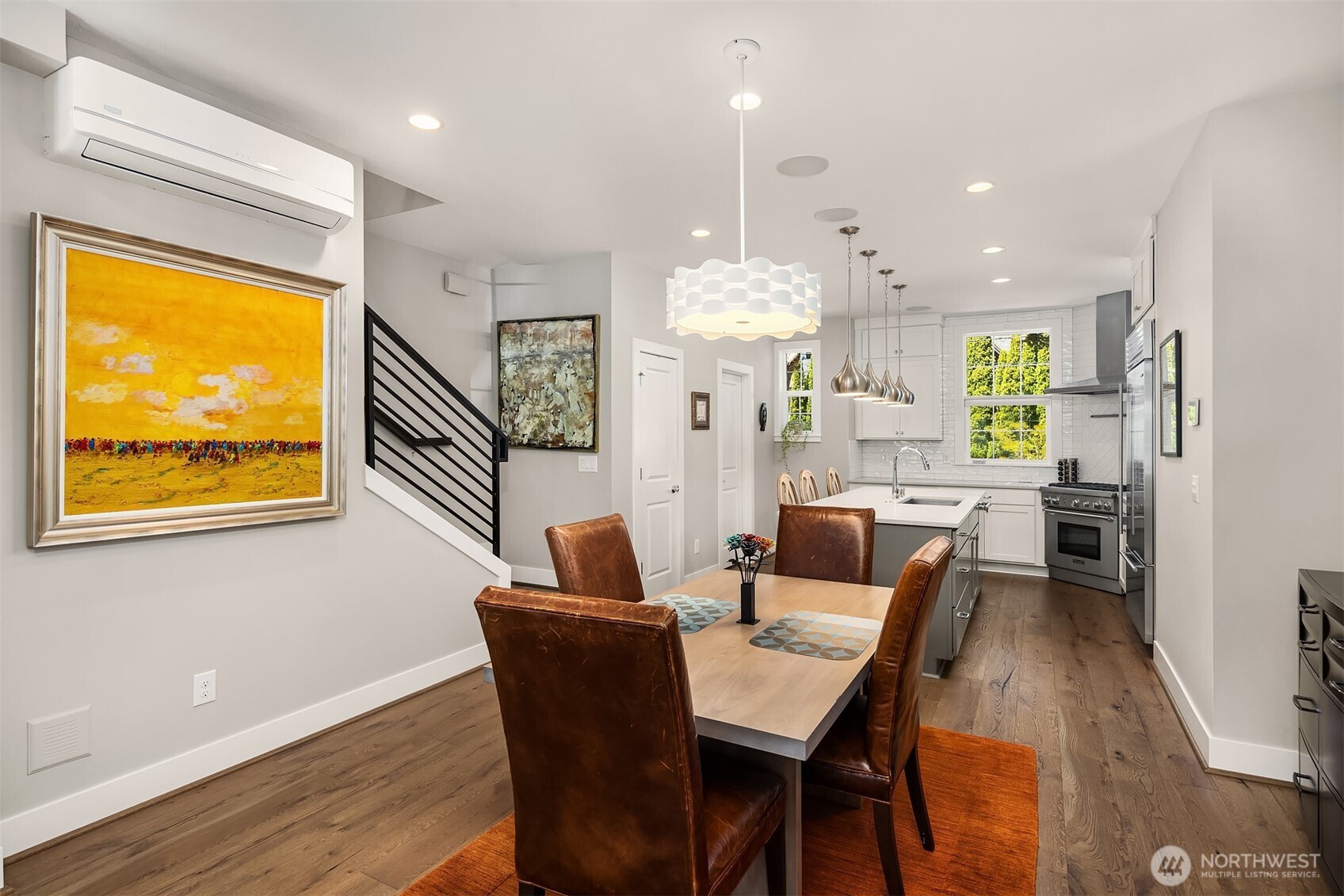 901 W McGraw Street Unit: 6