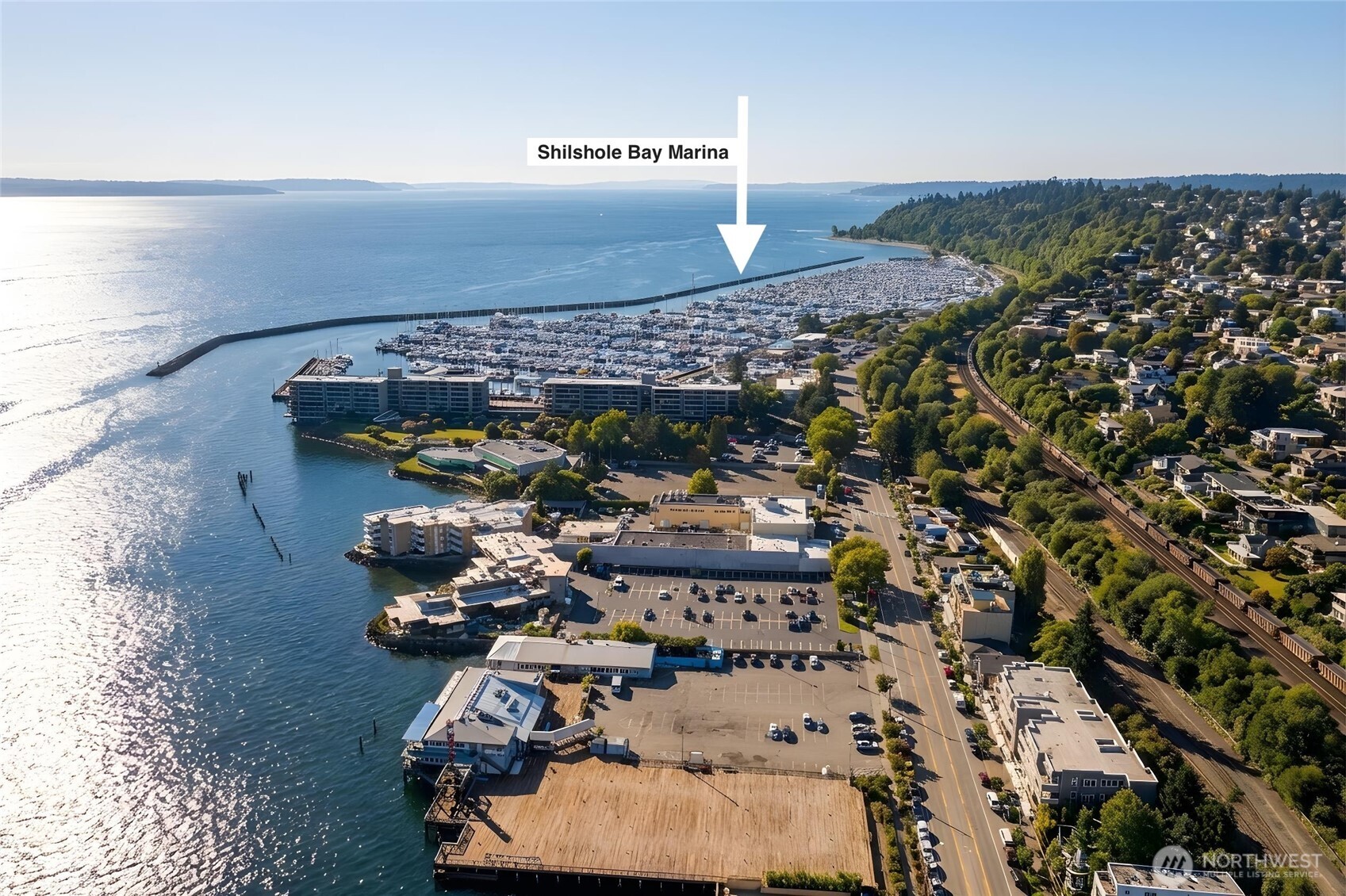 6042 Seaview Avenue NW Unit: 404