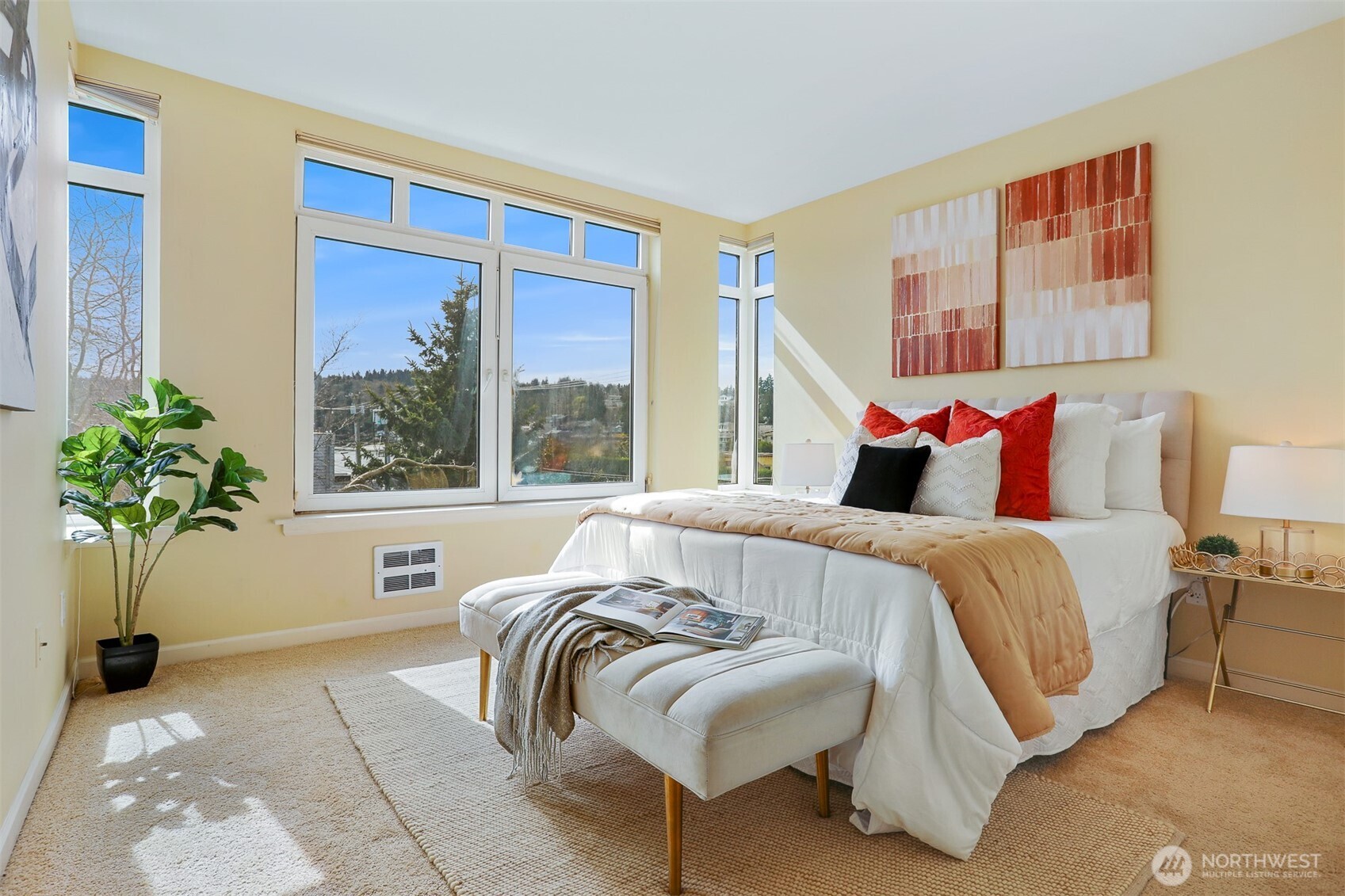 6042 Seaview Avenue NW Unit: 404
