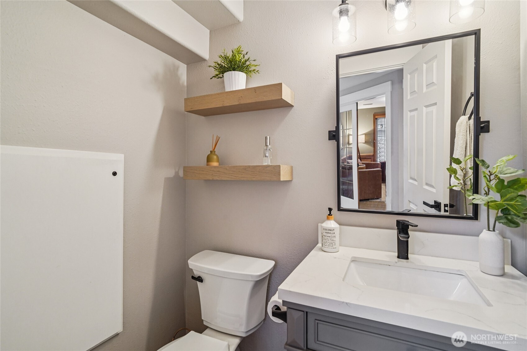 15915 68th Avenue SE