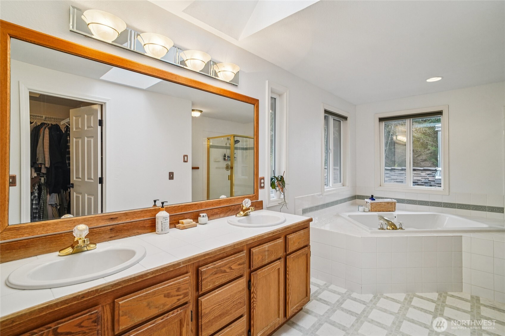 15915 68th Avenue SE