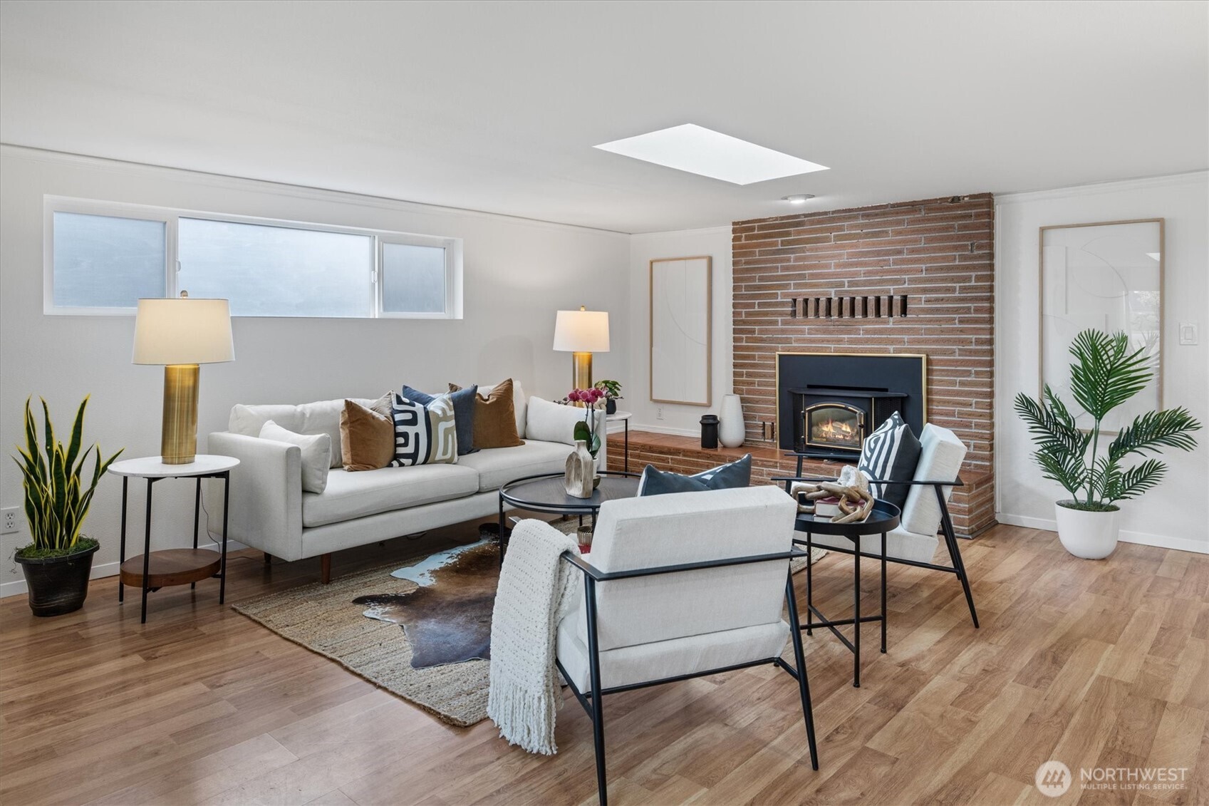 10044 12th Avenue NW