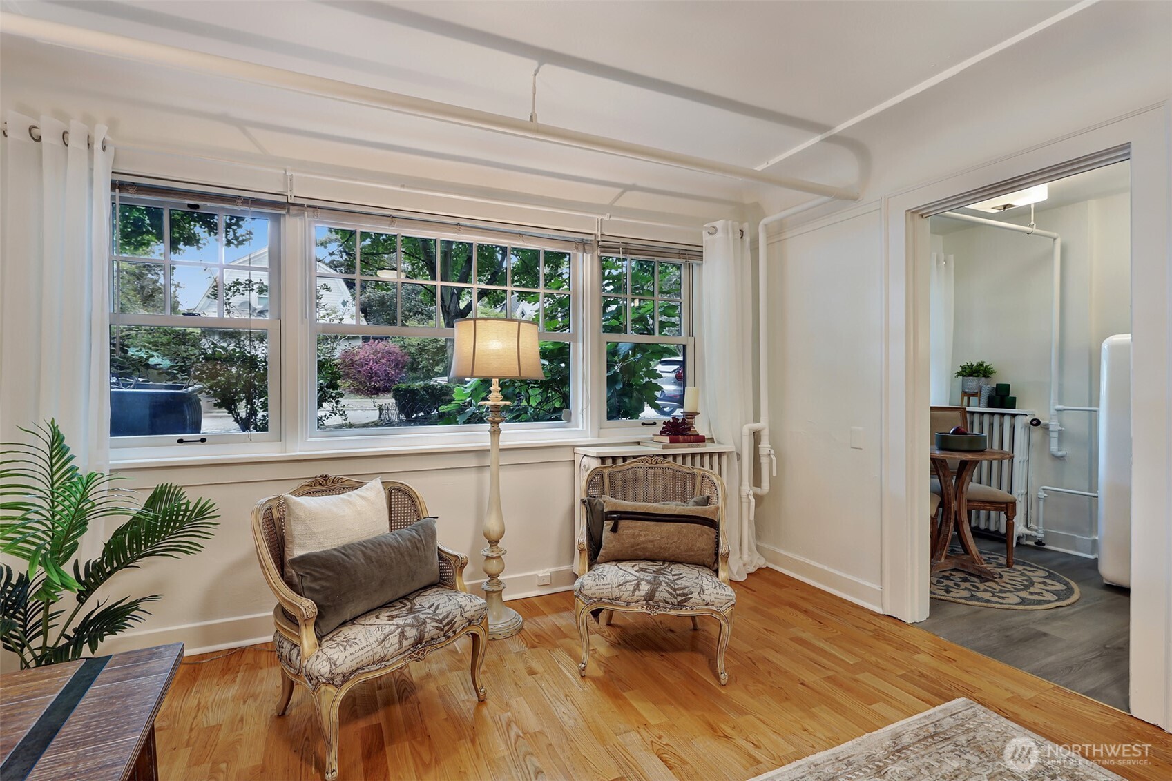 525 16th Avenue E Unit: 102