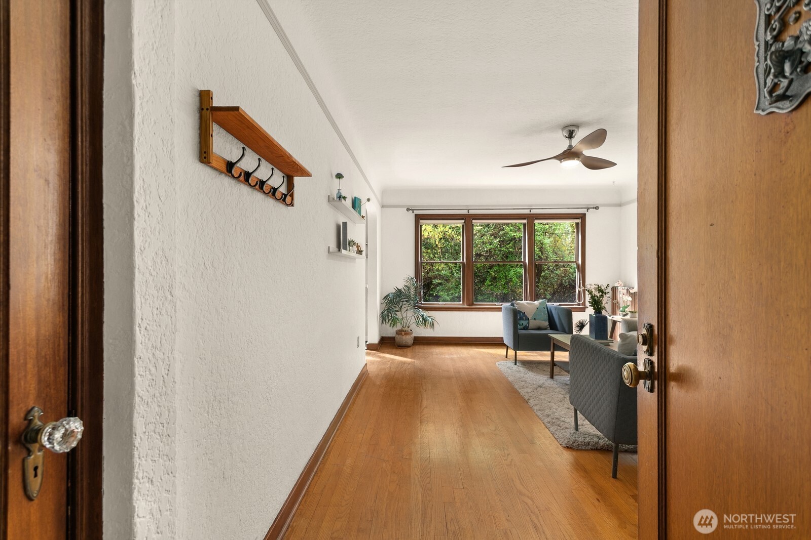 1623 Taylor Avenue N Unit: 204