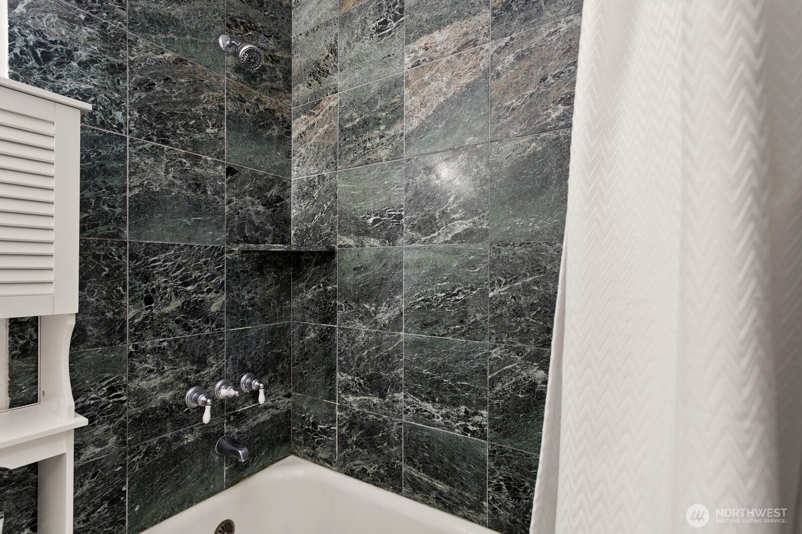 1623 Taylor Avenue N Unit: 204