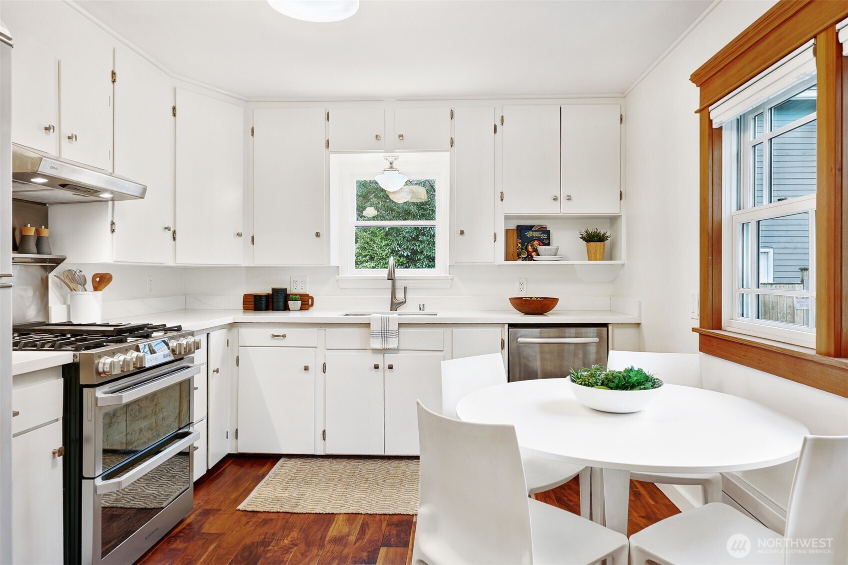 11605 Meridian Avenue N