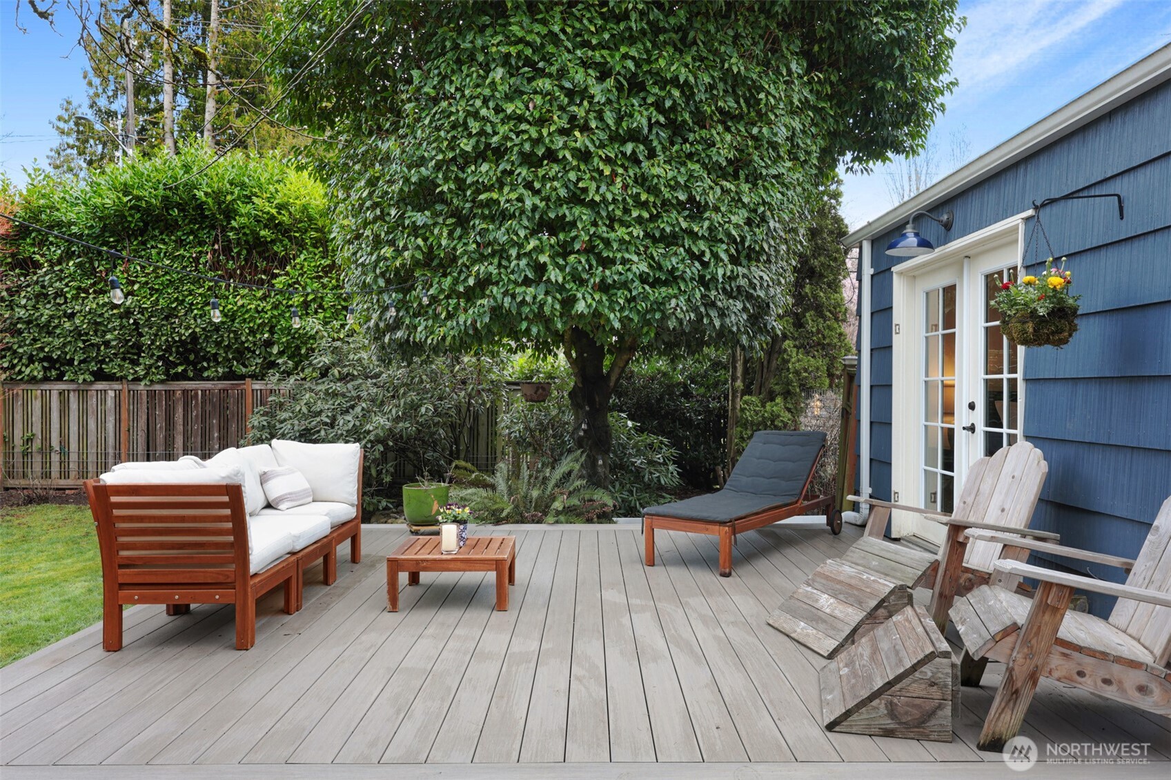 11605 Meridian Avenue N