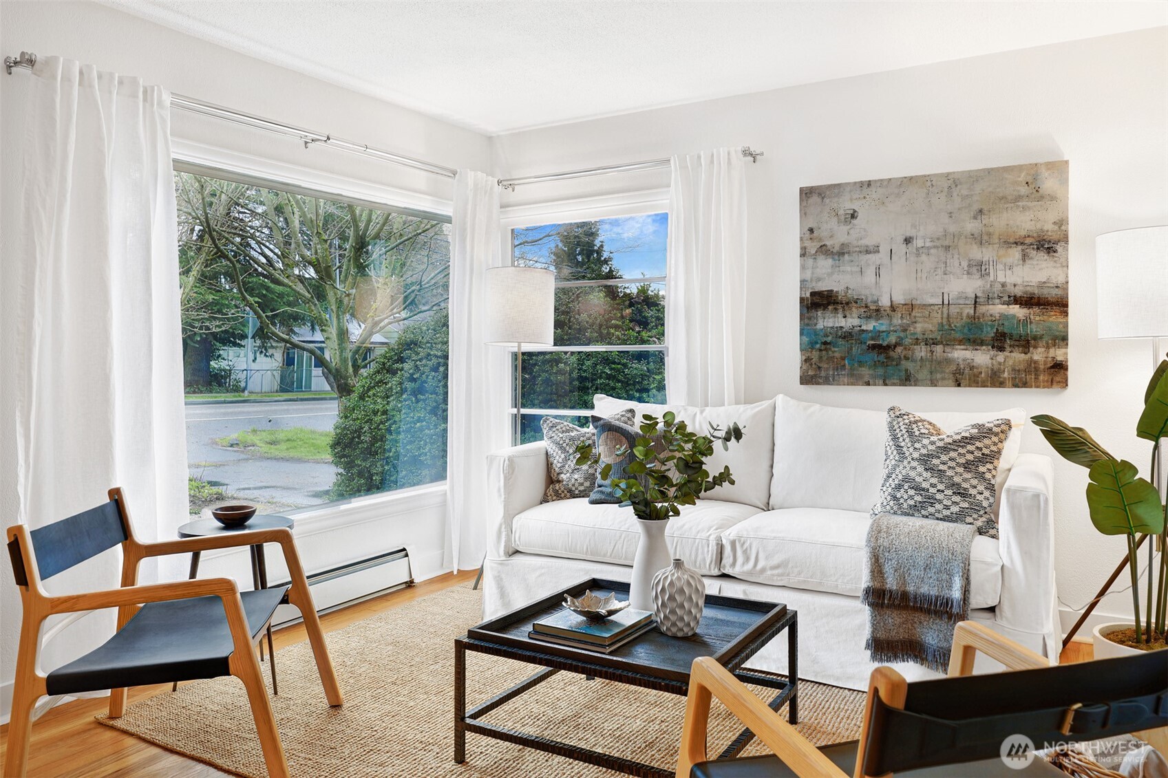 11605 Meridian Avenue N