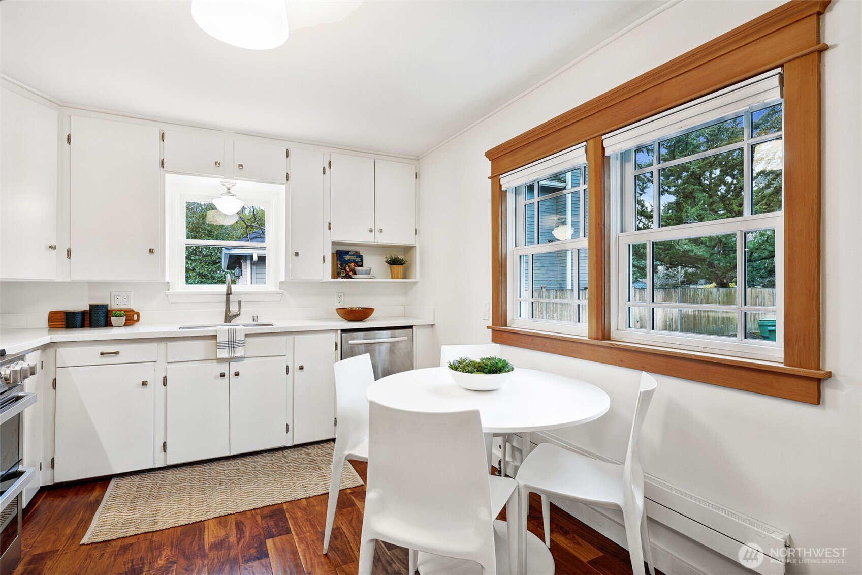 11605 Meridian Avenue N