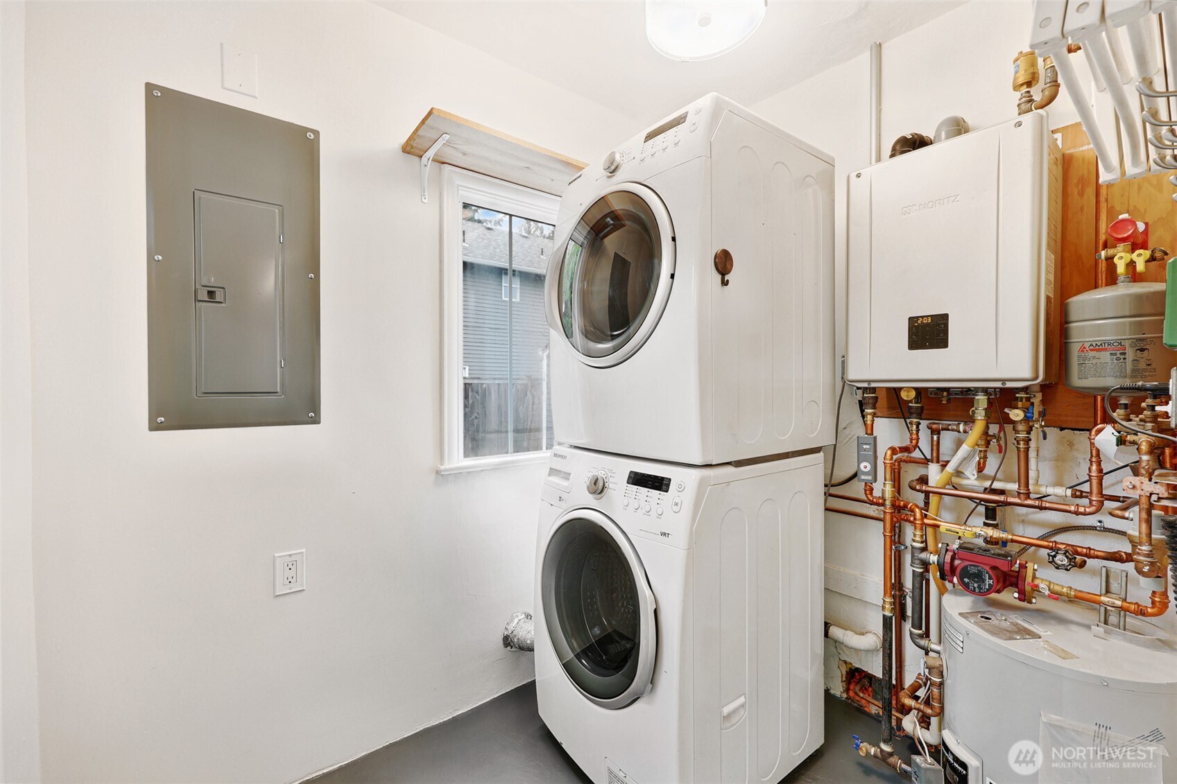 11605 Meridian Avenue N