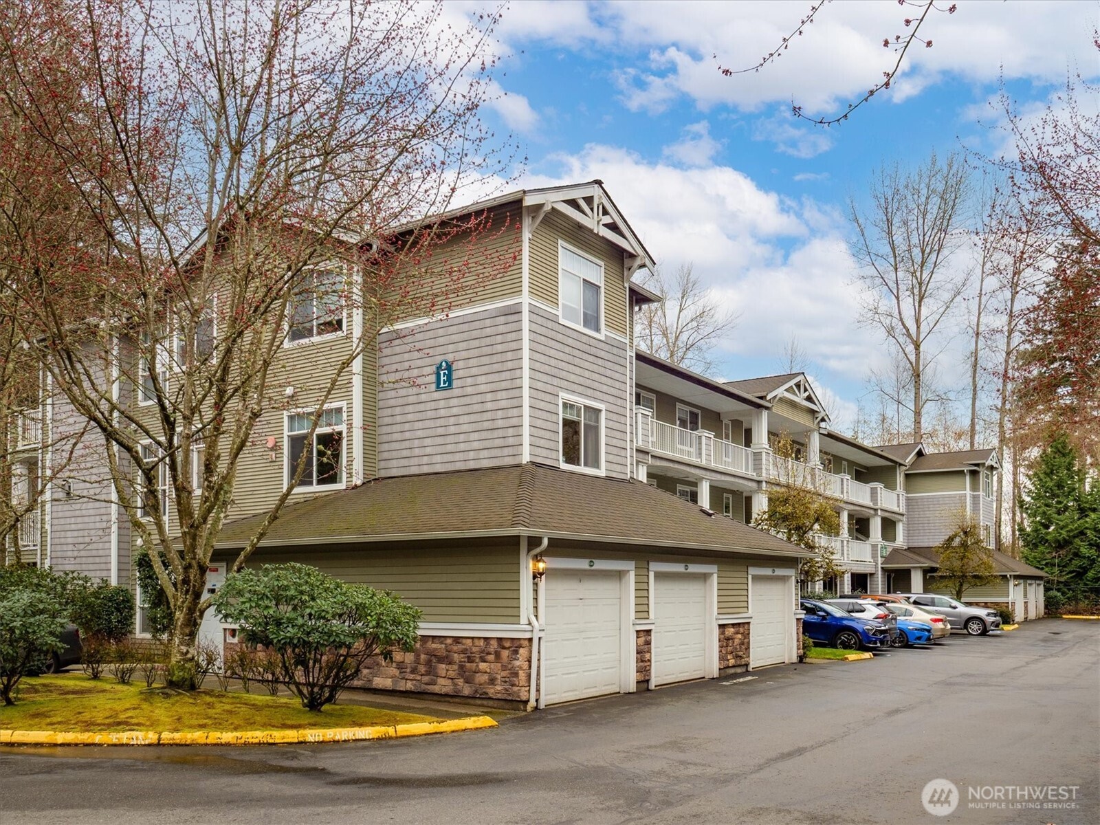 12712 Admiralty Way Unit: E203