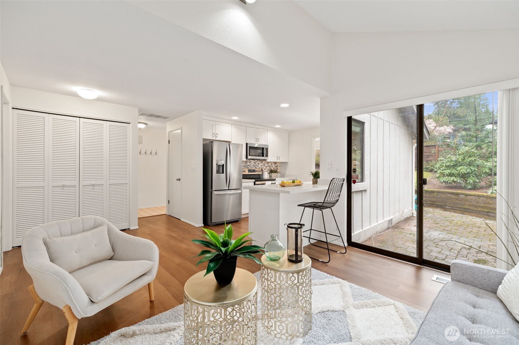 11312 39th Avenue NE