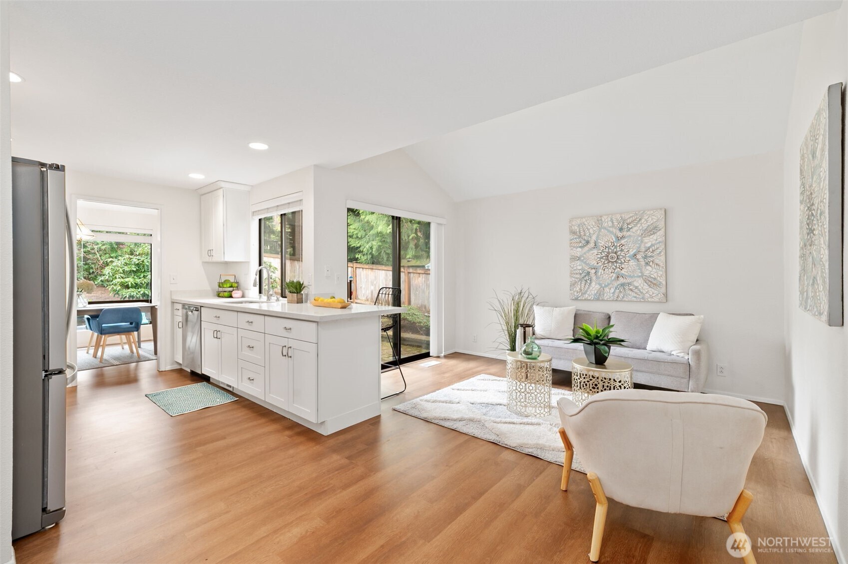 11312 39th Avenue NE