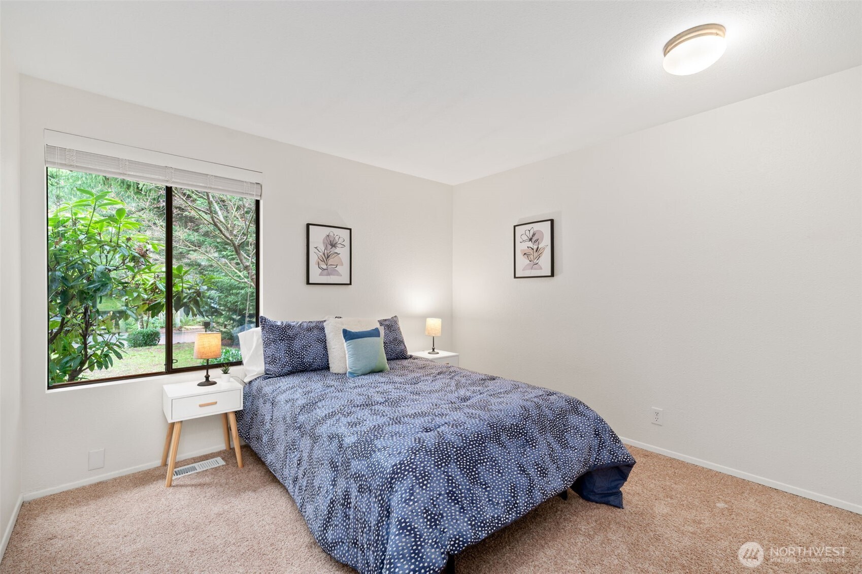 11312 39th Avenue NE