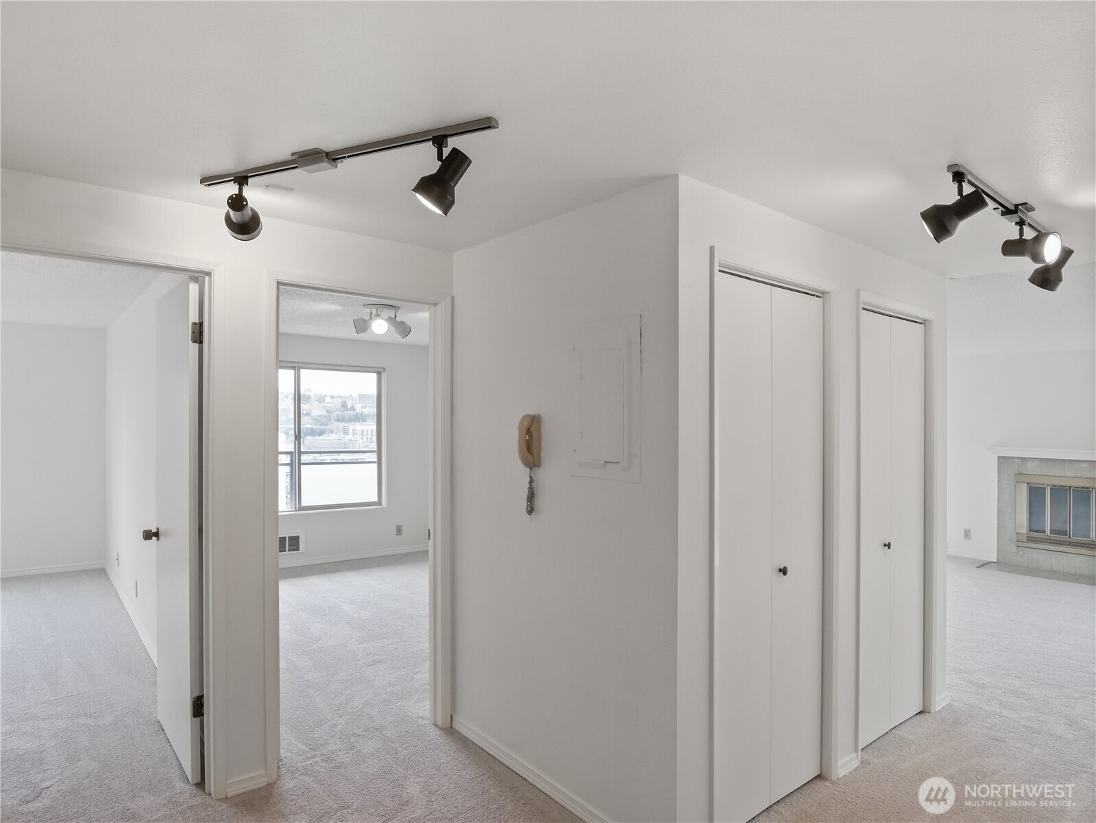 1250 Taylor Avenue N Unit: 105