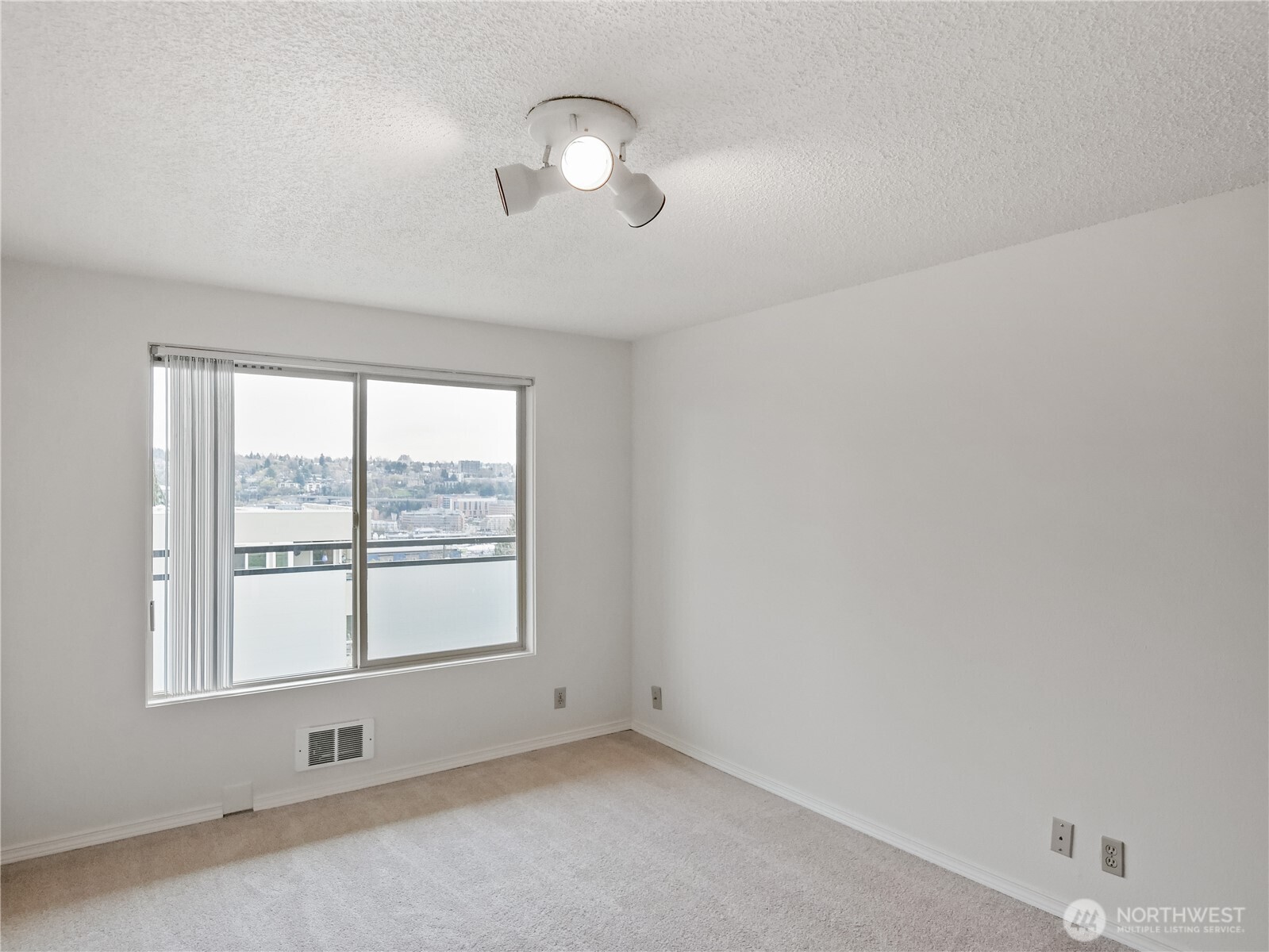 1250 Taylor Avenue N Unit: 105
