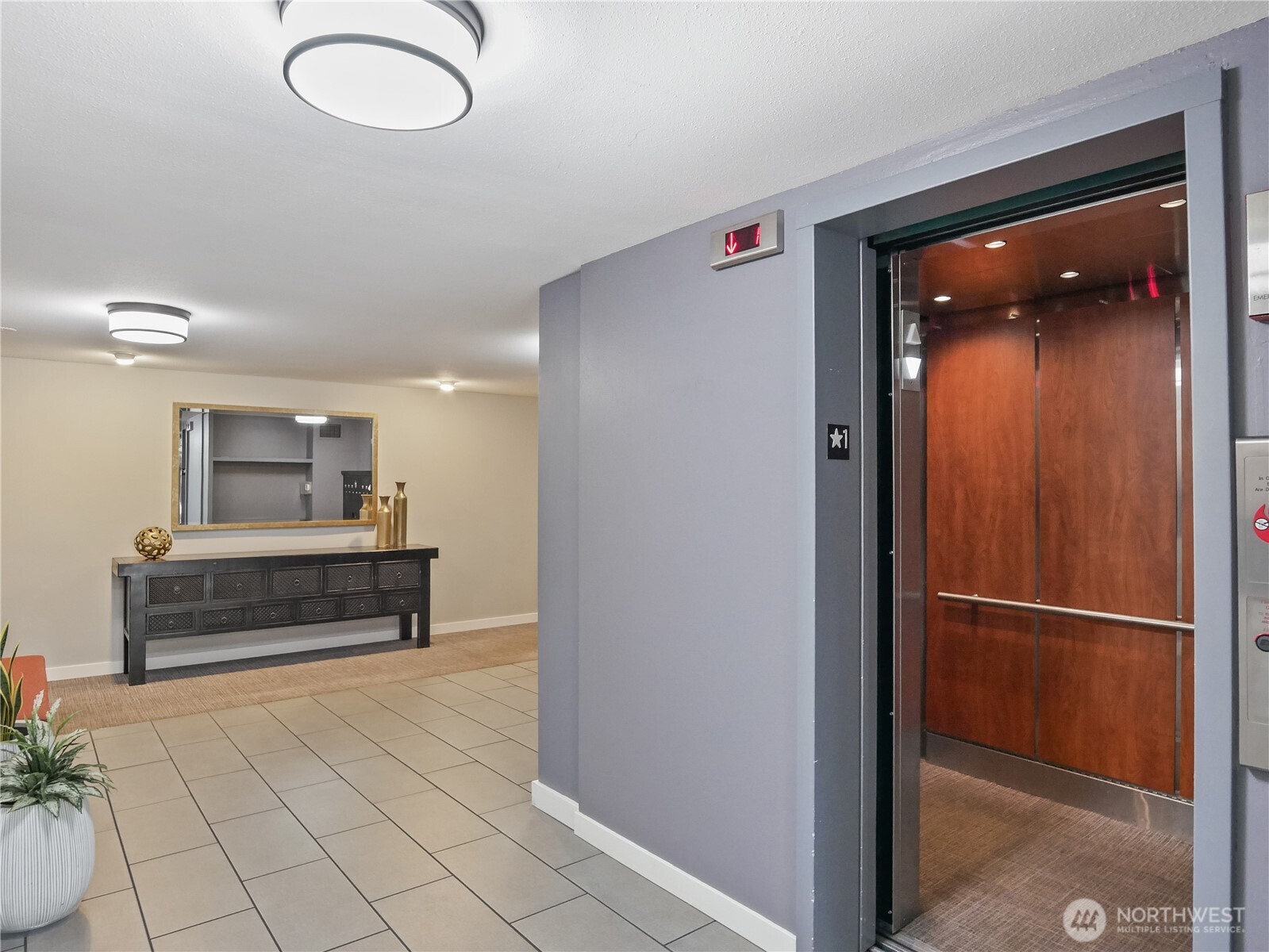 1250 Taylor Avenue N Unit: 105