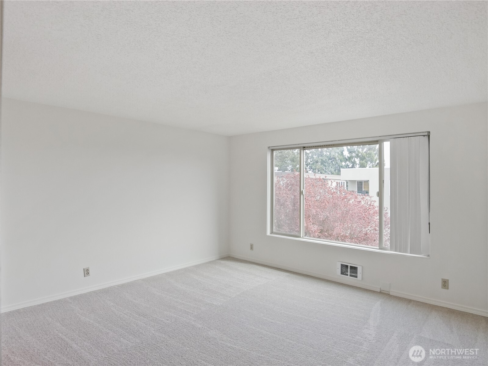 1250 Taylor Avenue N Unit: 105