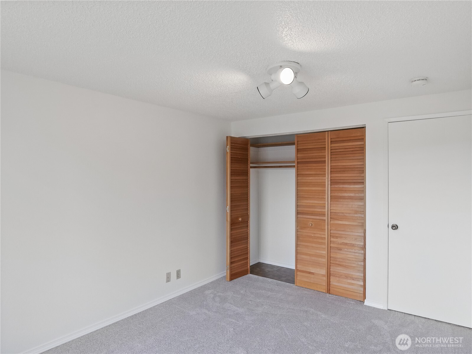 1250 Taylor Avenue N Unit: 105