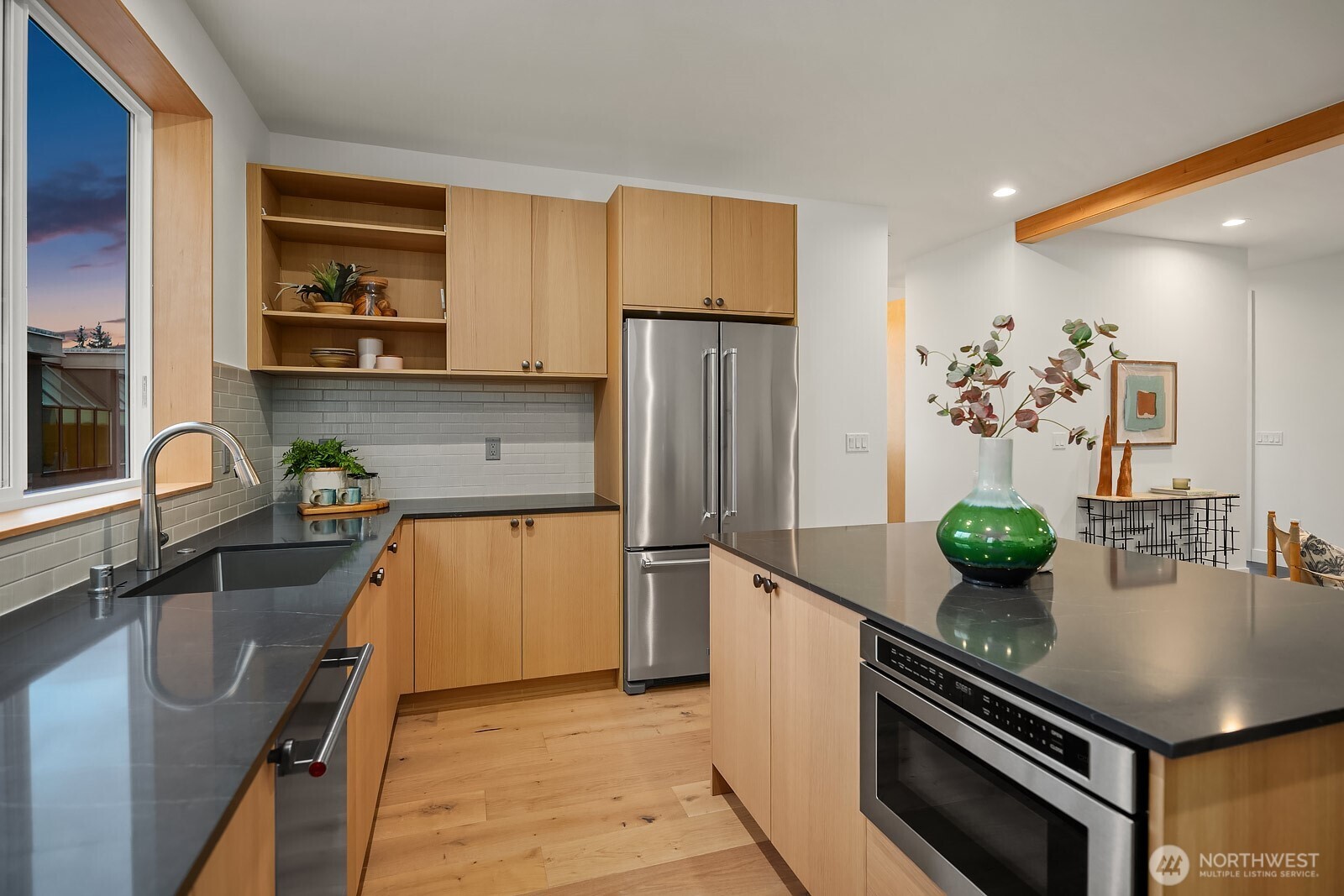 1808 E Mercer Street