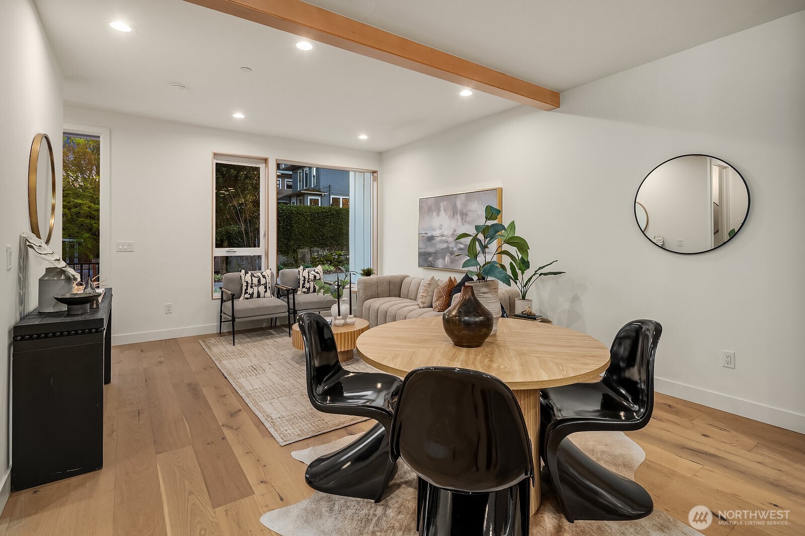 1808 E Mercer Street