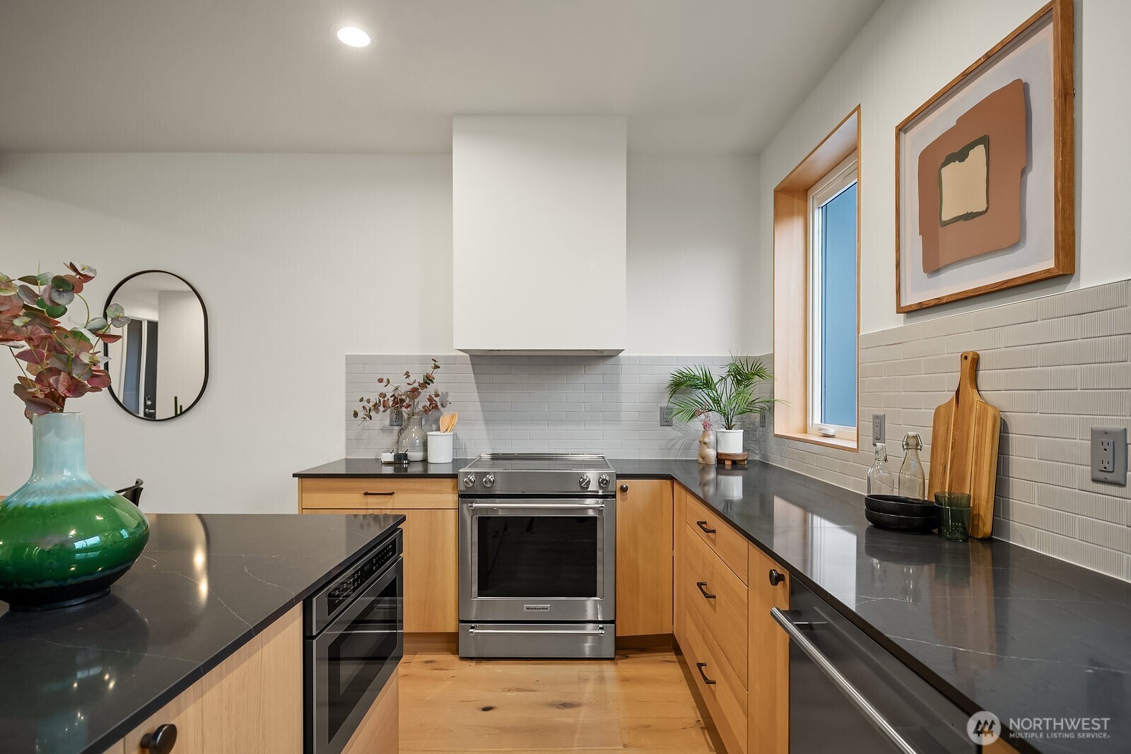 1808 E Mercer Street