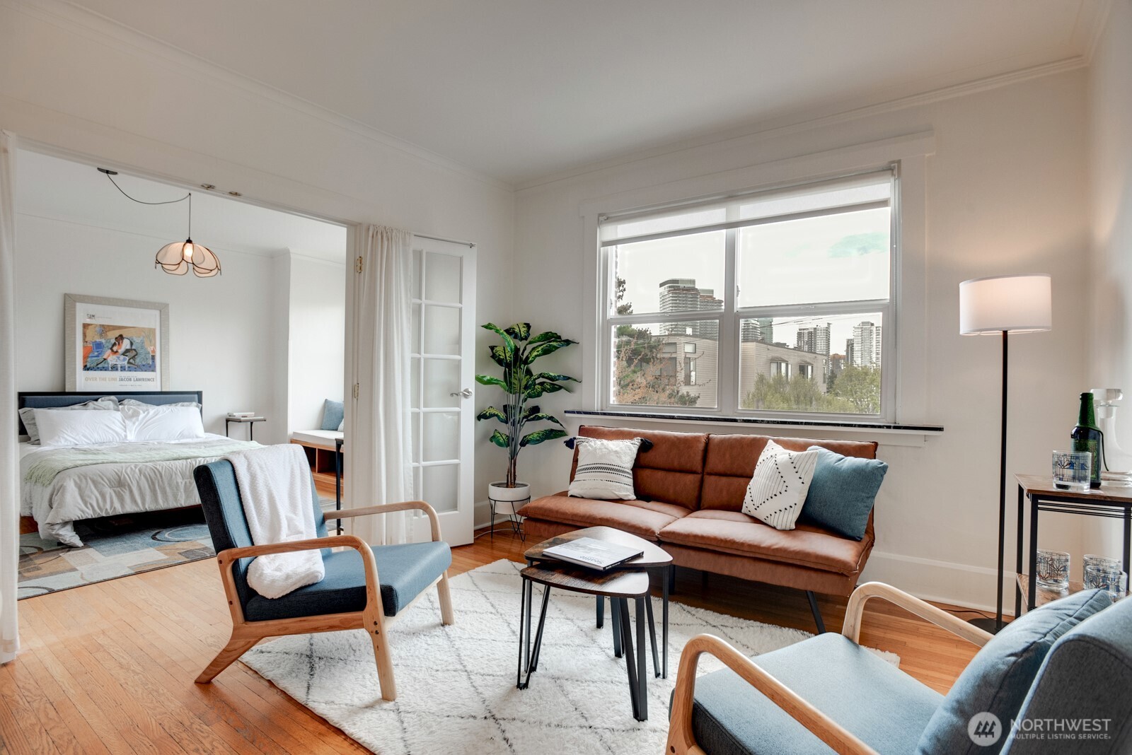 214 Summit Avenue E Unit: 402