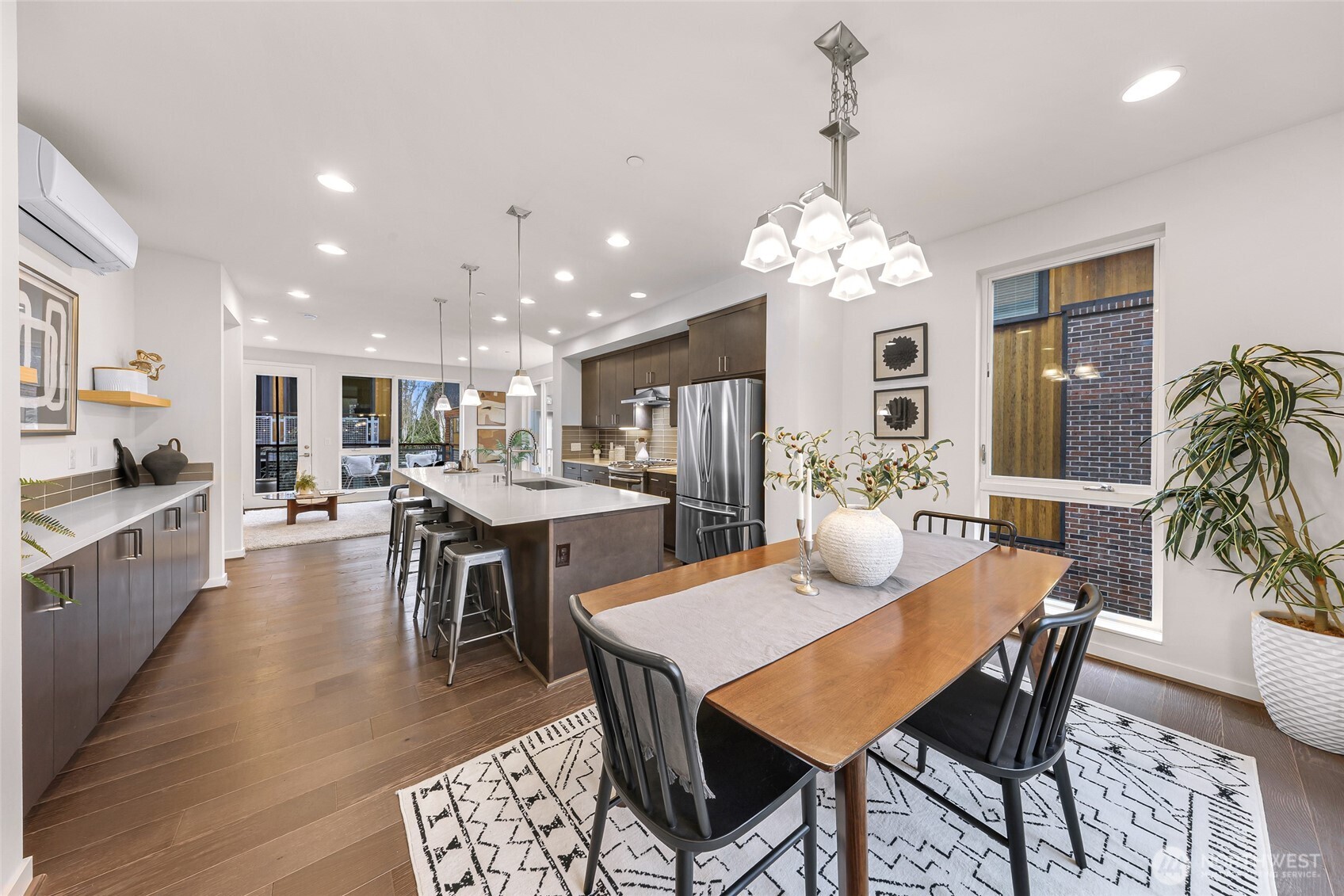 6522 C 32nd Avenue NE