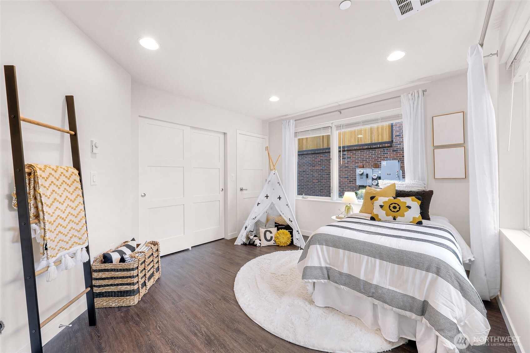 6522 C 32nd Avenue NE