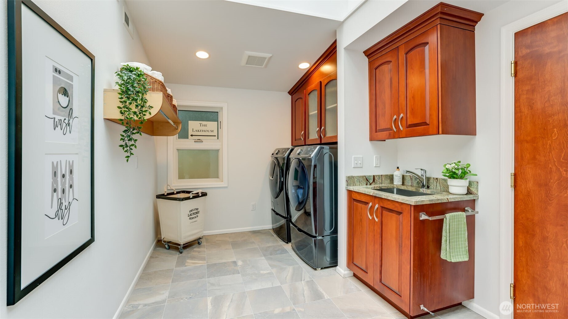 2171 N 122nd Place