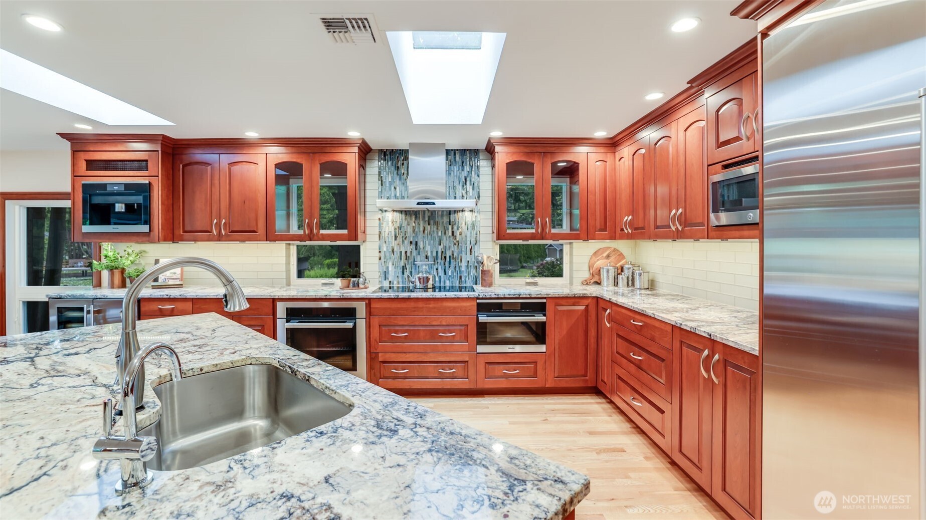 2171 N 122nd Place