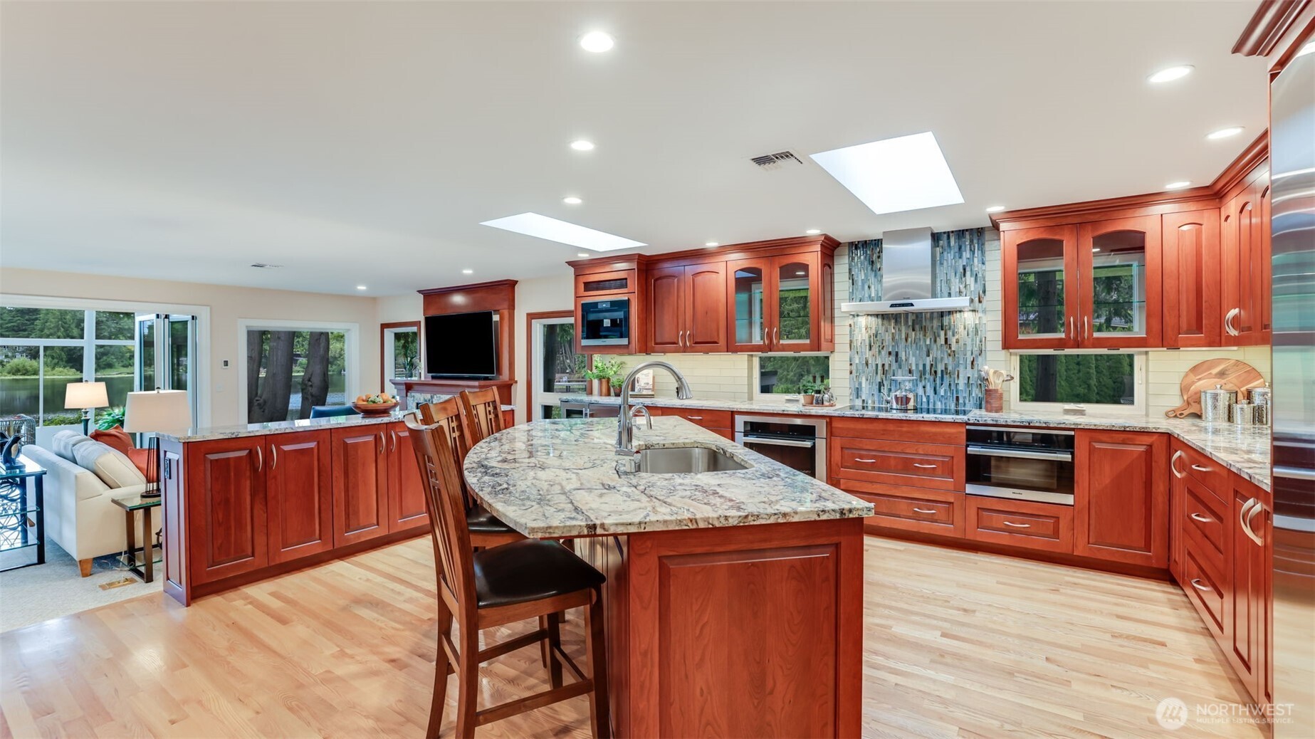 2171 N 122nd Place
