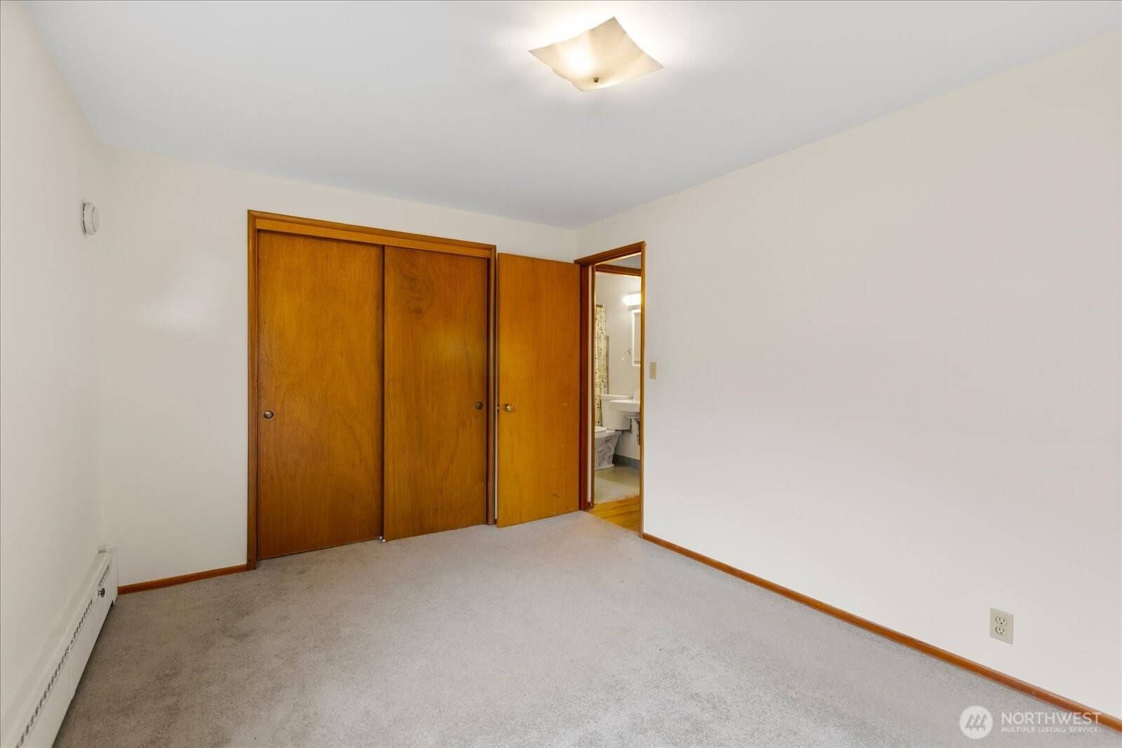 4912 Evanston Avenue N