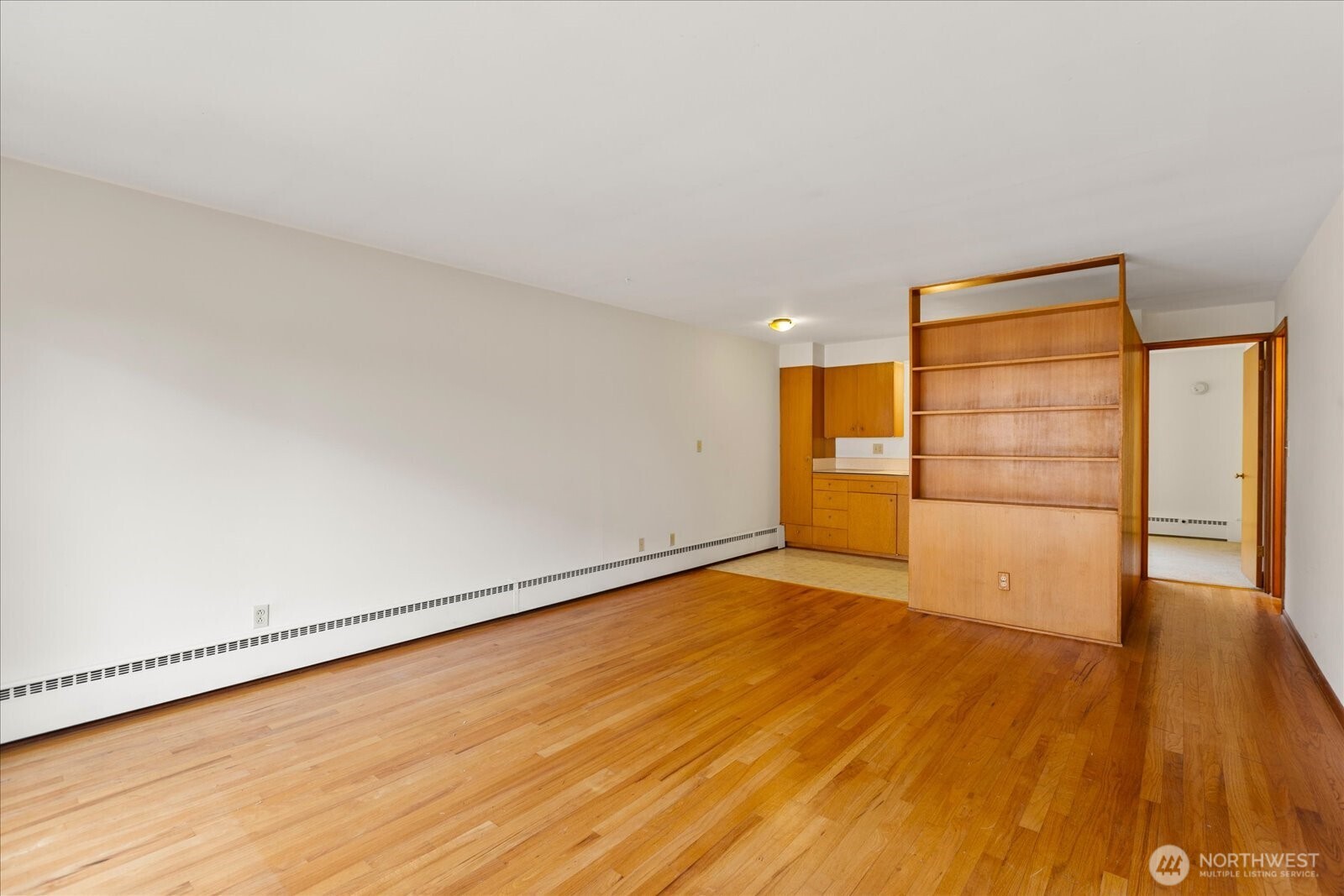 4912 Evanston Avenue N