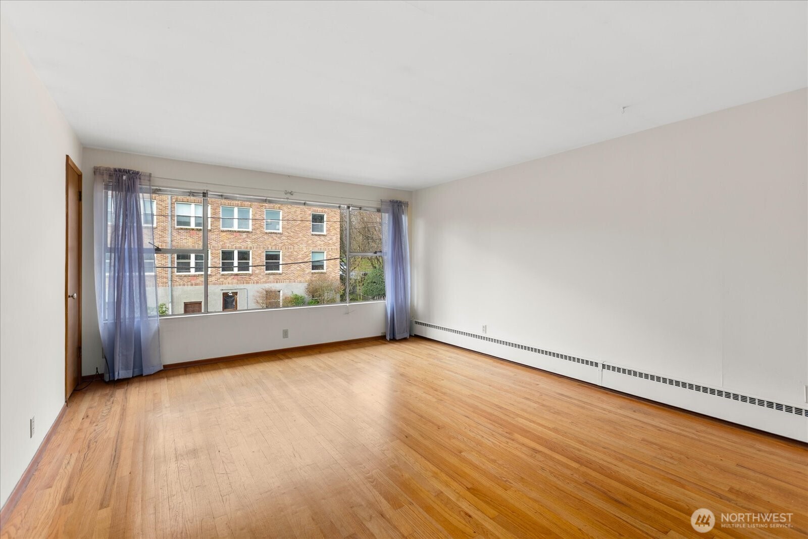 4912 Evanston Avenue N