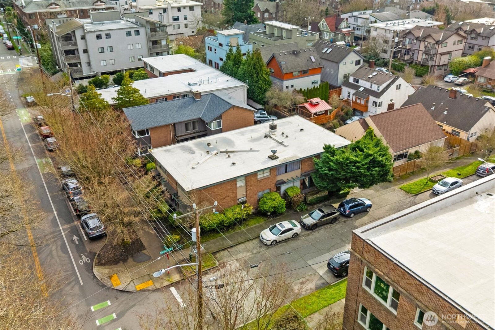 4912 Evanston Avenue N