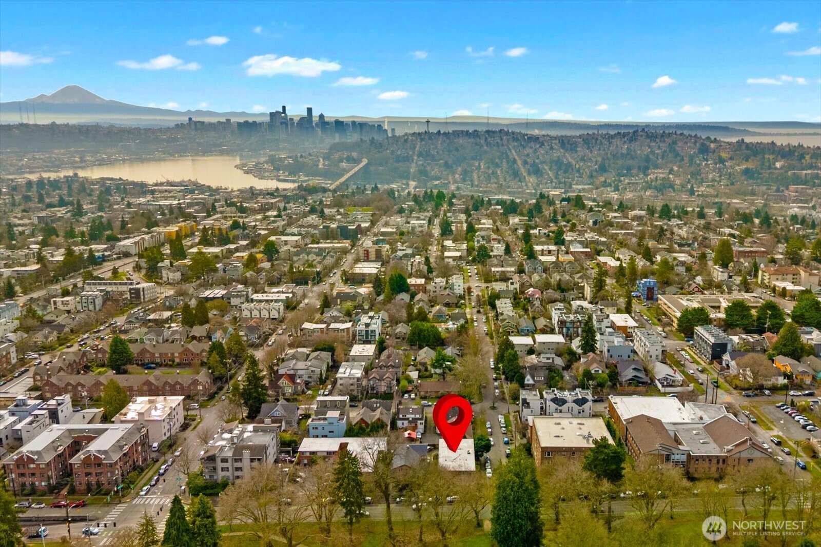 4912 Evanston Avenue N