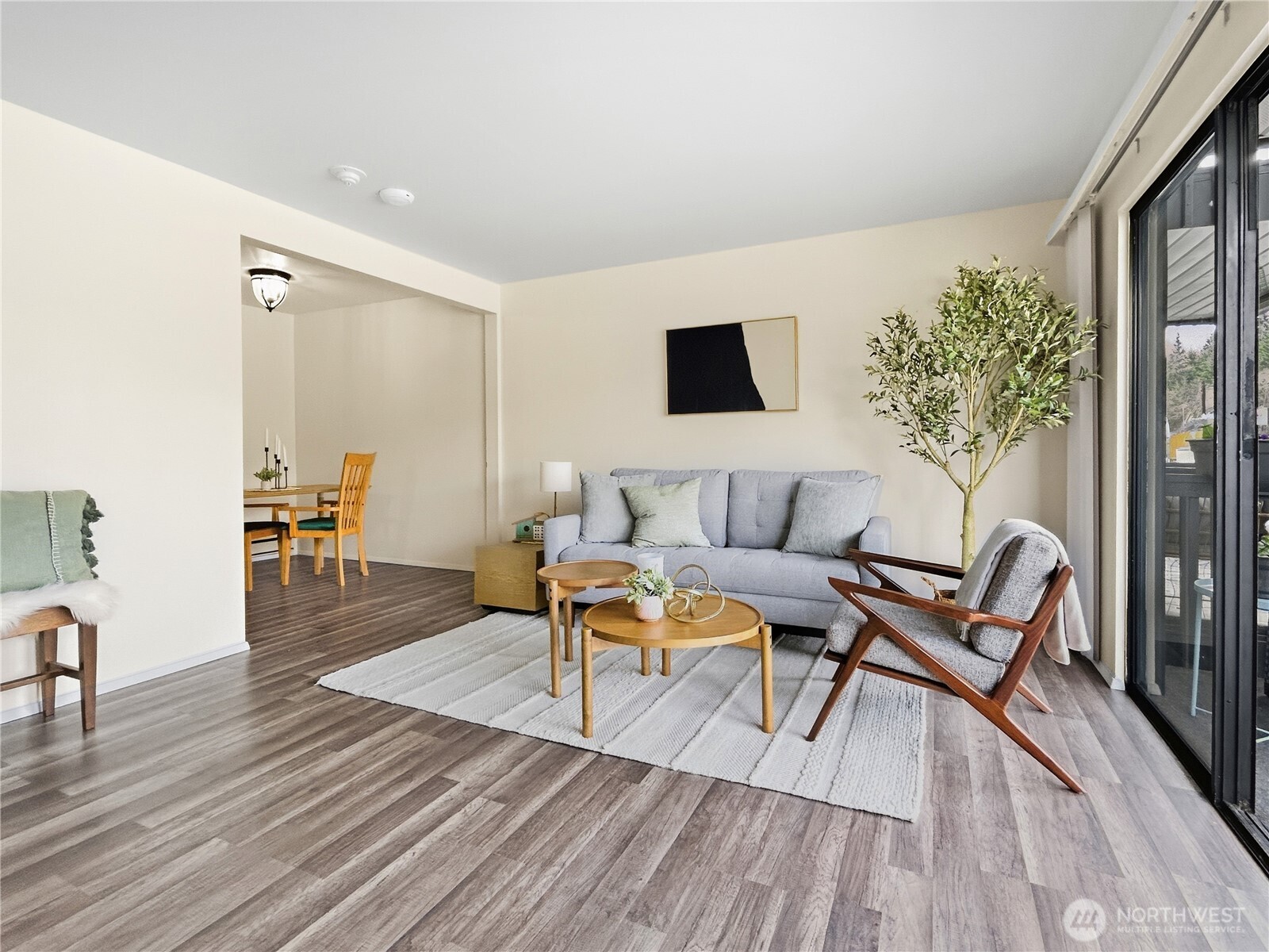 19411 56th Avenue W Unit: 220